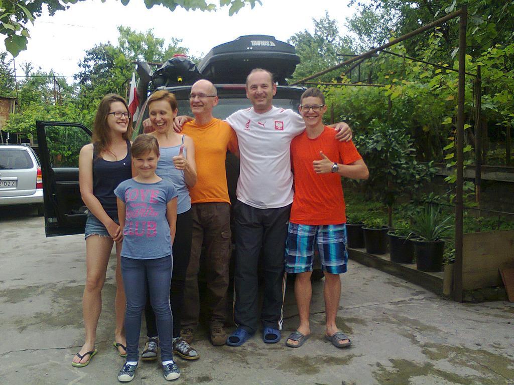Giorgi'S Homestay Kʼutʼaisi Exterior foto