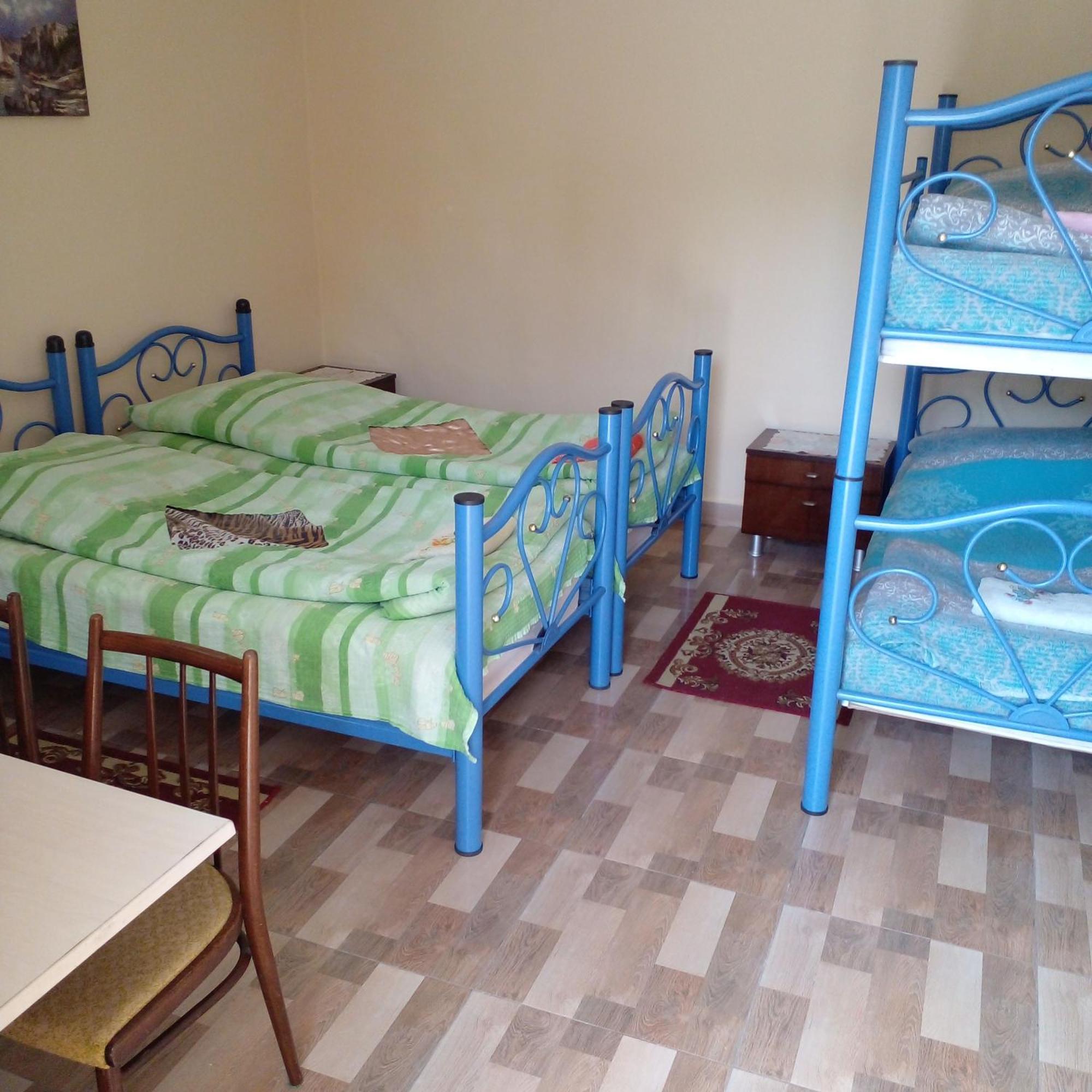Giorgi'S Homestay Kʼutʼaisi Exterior foto