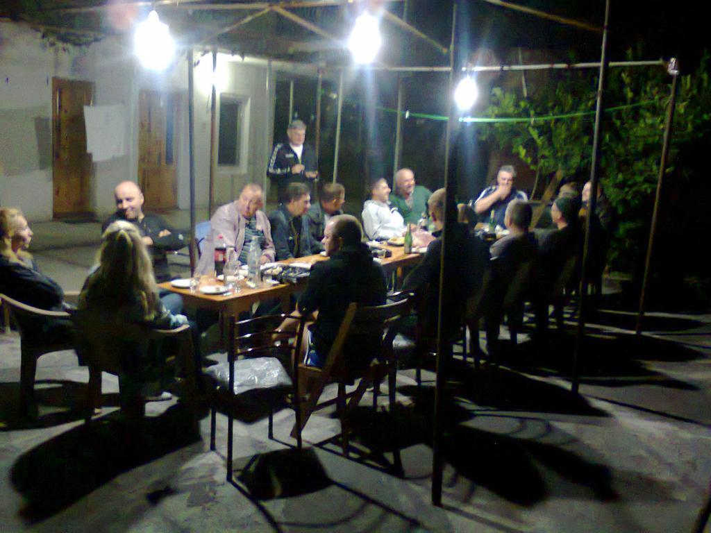 Giorgi'S Homestay Kʼutʼaisi Exterior foto