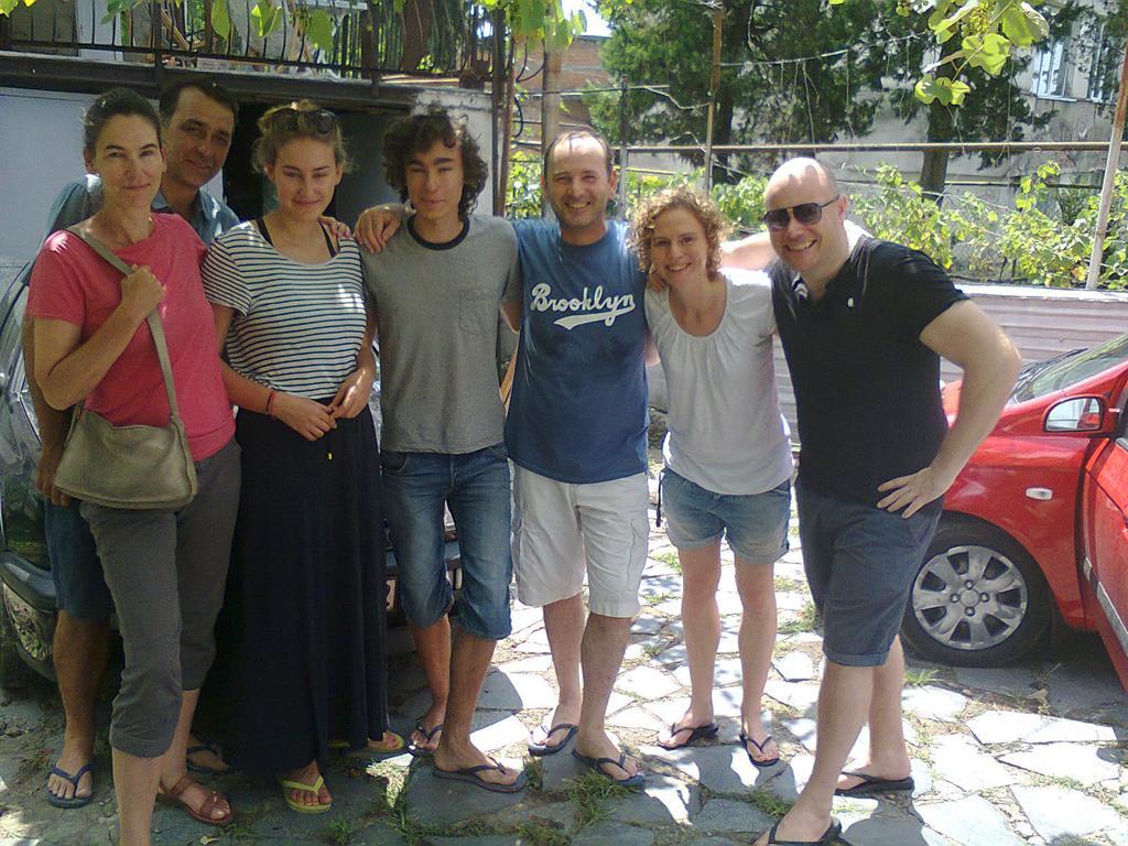 Giorgi'S Homestay Kʼutʼaisi Exterior foto