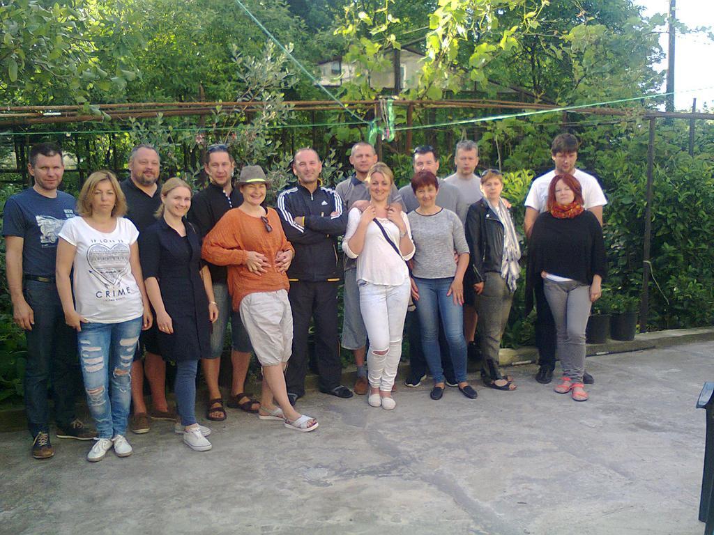 Giorgi'S Homestay Kʼutʼaisi Exterior foto