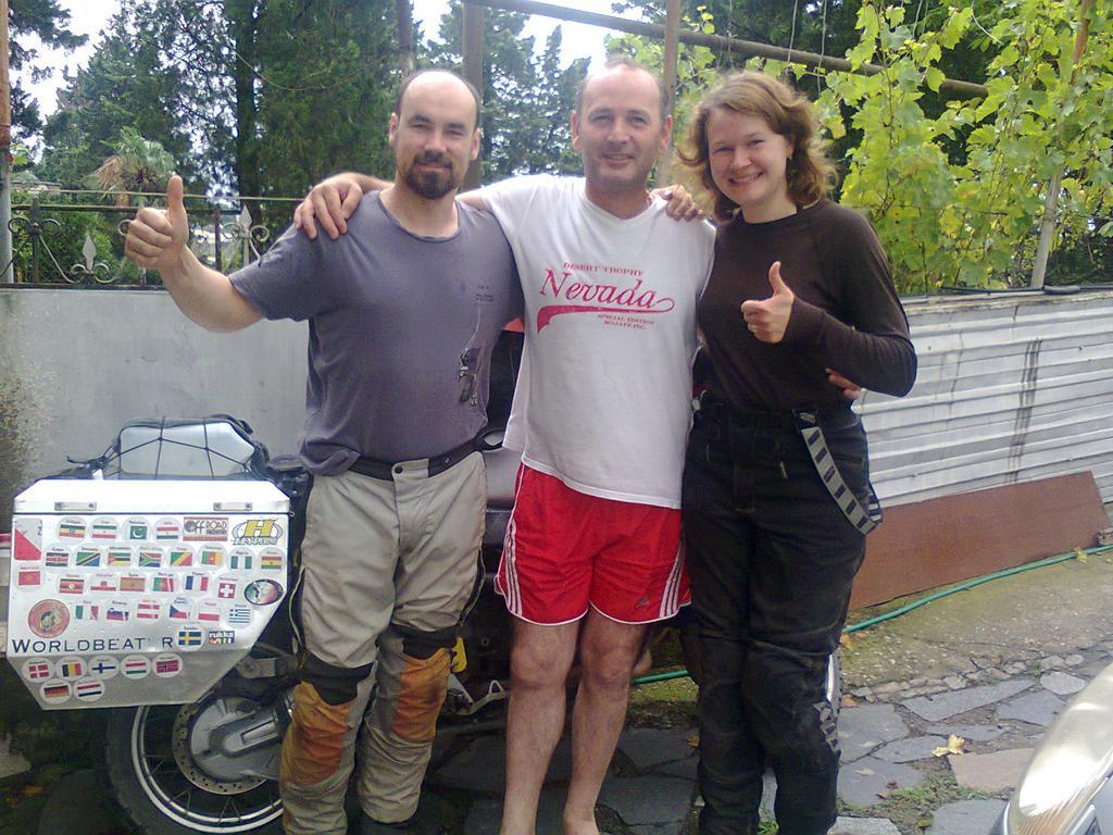 Giorgi'S Homestay Kʼutʼaisi Exterior foto