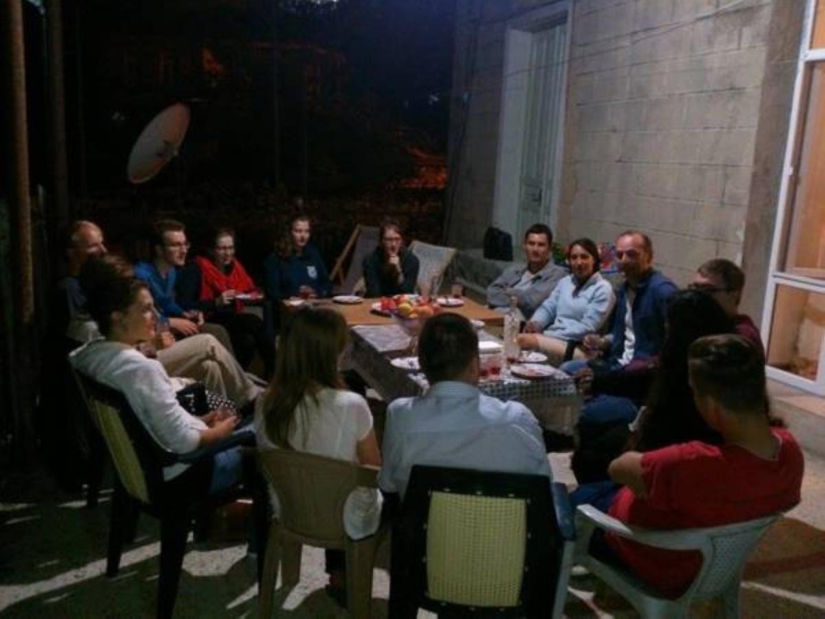 Giorgi'S Homestay Kʼutʼaisi Exterior foto