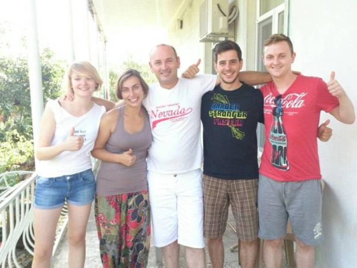 Giorgi'S Homestay Kʼutʼaisi Exterior foto